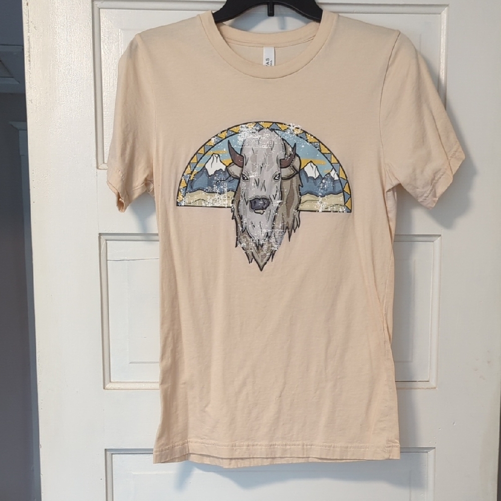 NWOT Western Graphic T-Shirt Size Small
